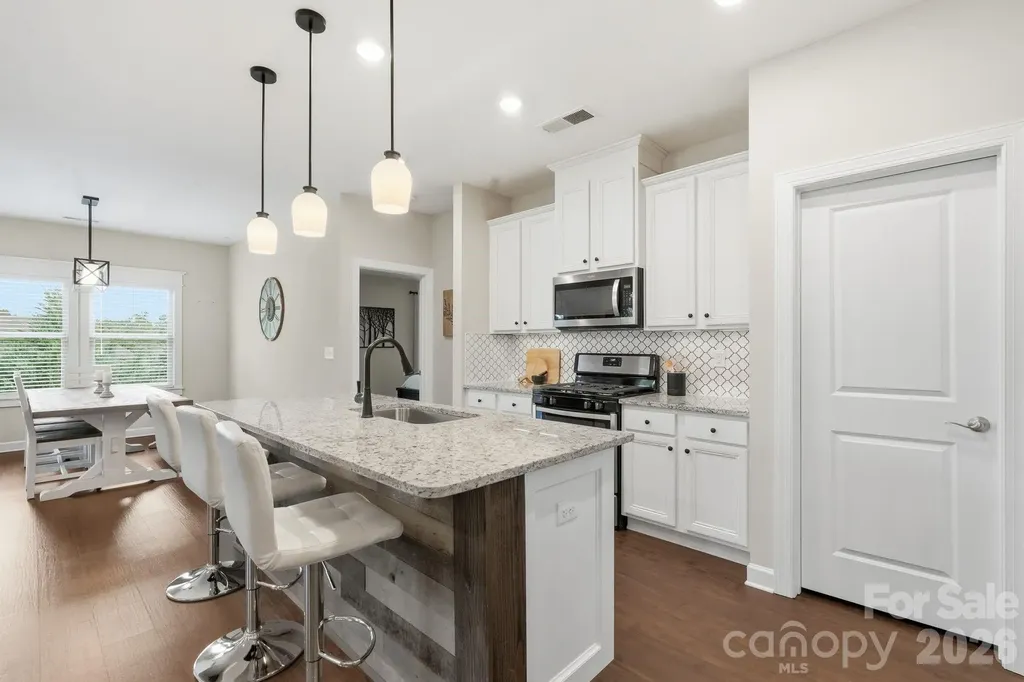 14419 Batteliere Drive Charlotte NC 28278
