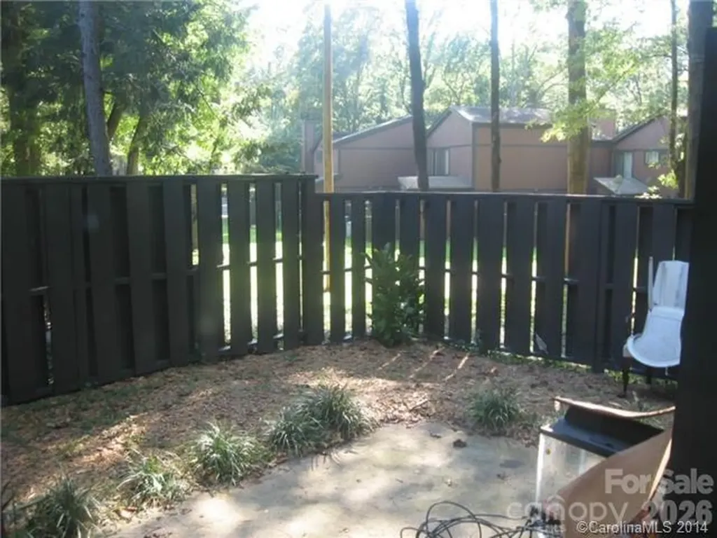5322 Farm Pond Lane Charlotte NC 28212