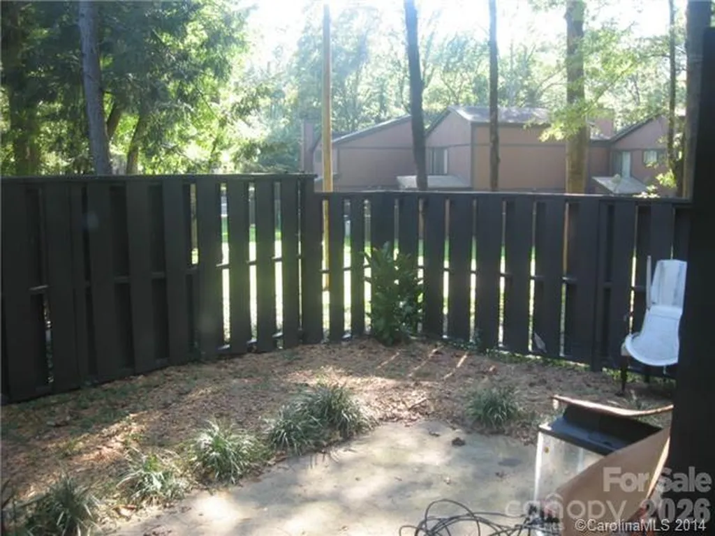 5322 Farm Pond Lane Charlotte NC 28212