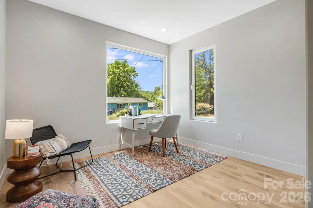 211 Ruby Avenue Black Mountain NC 28711