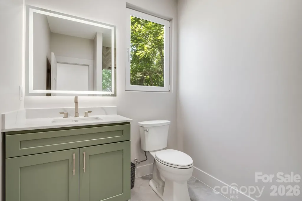211 Ruby Avenue Black Mountain NC 28711
