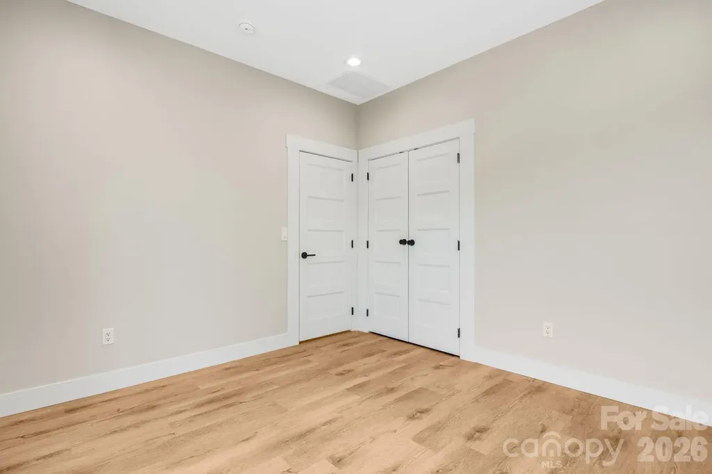 211 Ruby Avenue Black Mountain NC 28711