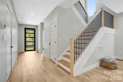 211 Ruby Avenue Black Mountain NC 28711