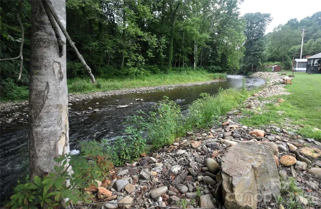 0000 Swift Stream Lane Waynesville NC 28785
