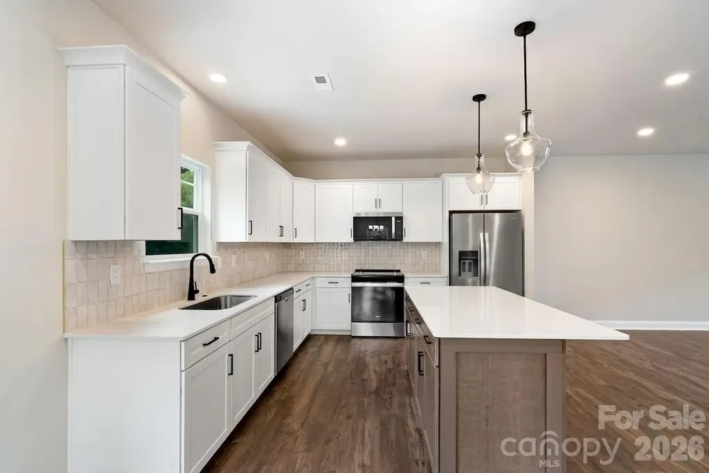 191 Cherry Springs Lane Asheville NC 28804