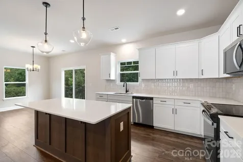 191 Cherry Springs Lane Asheville NC 28804
