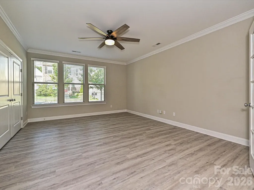 6320 Kennard Drive Charlotte NC 28216