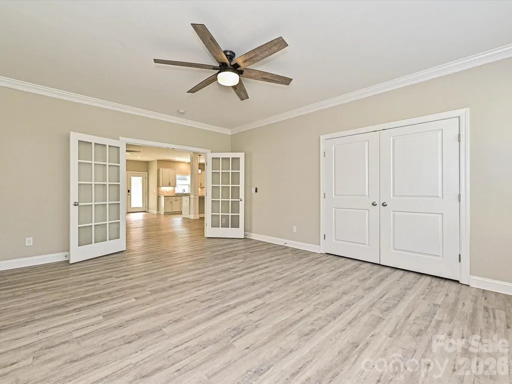 6320 Kennard Drive Charlotte NC 28216