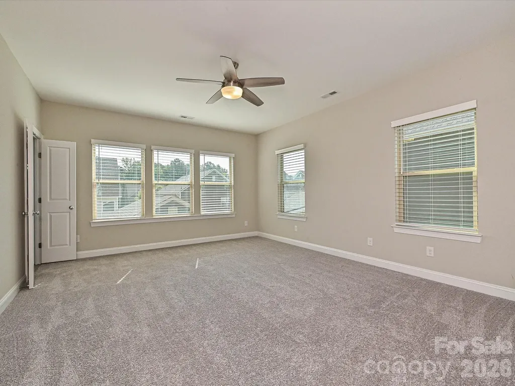 6320 Kennard Drive Charlotte NC 28216