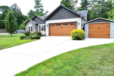 302 Watson Road Arden NC 28704