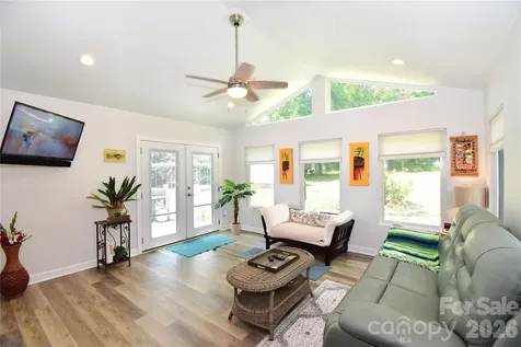 302 Watson Road Arden NC 28704