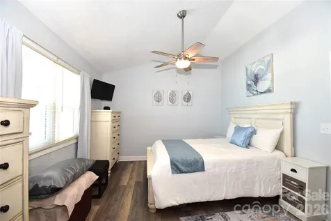 302 Watson Road Arden NC 28704