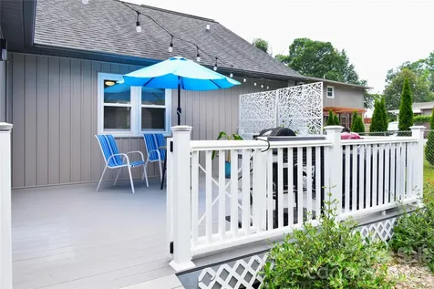 302 Watson Road Arden NC 28704