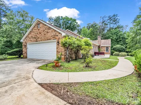 2000 Golf Course Road Columbus NC 28722