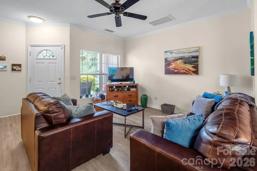 2713 Mill Valley Court Matthews NC 28105