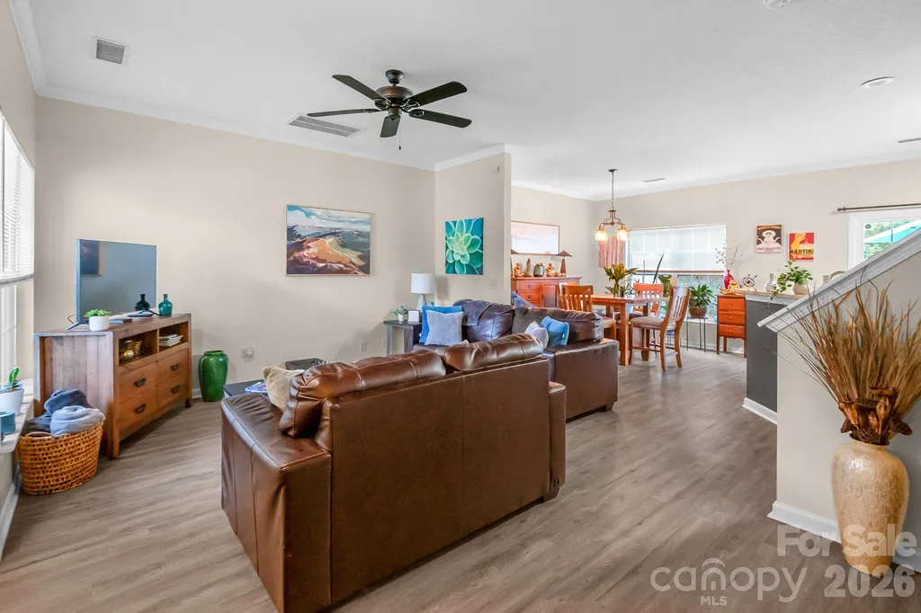 2713 Mill Valley Court Matthews NC 28105