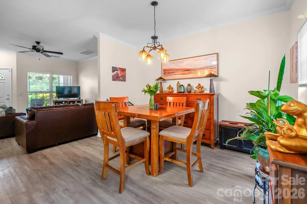 2713 Mill Valley Court Matthews NC 28105