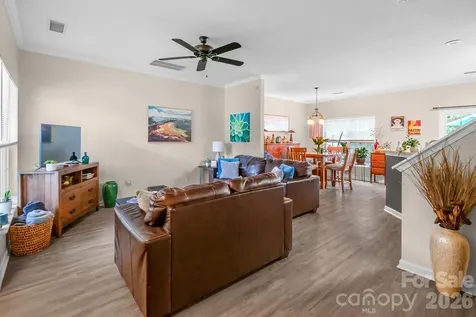 2713 Mill Valley Court Matthews NC 28105