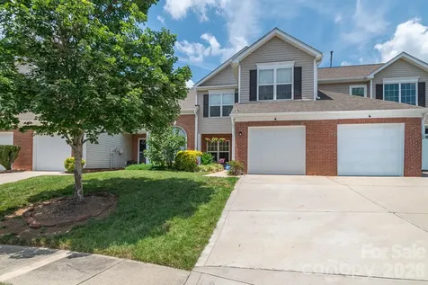 2713 Mill Valley Court Matthews NC 28105