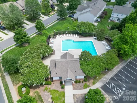 2713 Mill Valley Court Matthews NC 28105