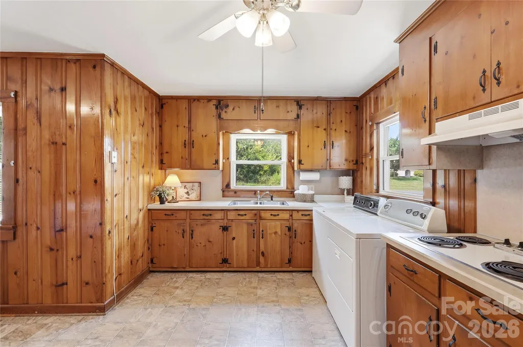 1203 W Gold Street Extension Kings Mountain NC 28086