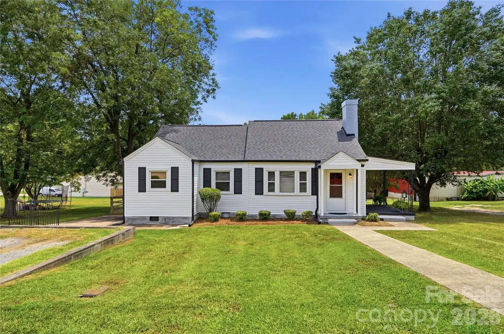 1203 W Gold Street Extension Kings Mountain NC 28086