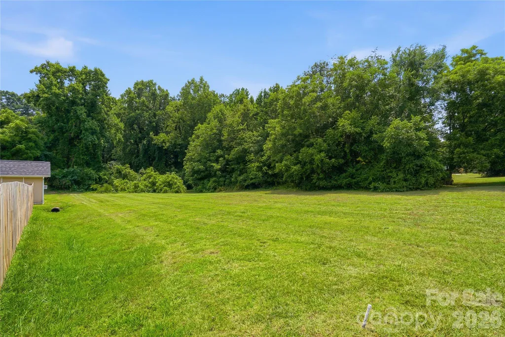 1203 W Gold Street Extension Kings Mountain NC 28086