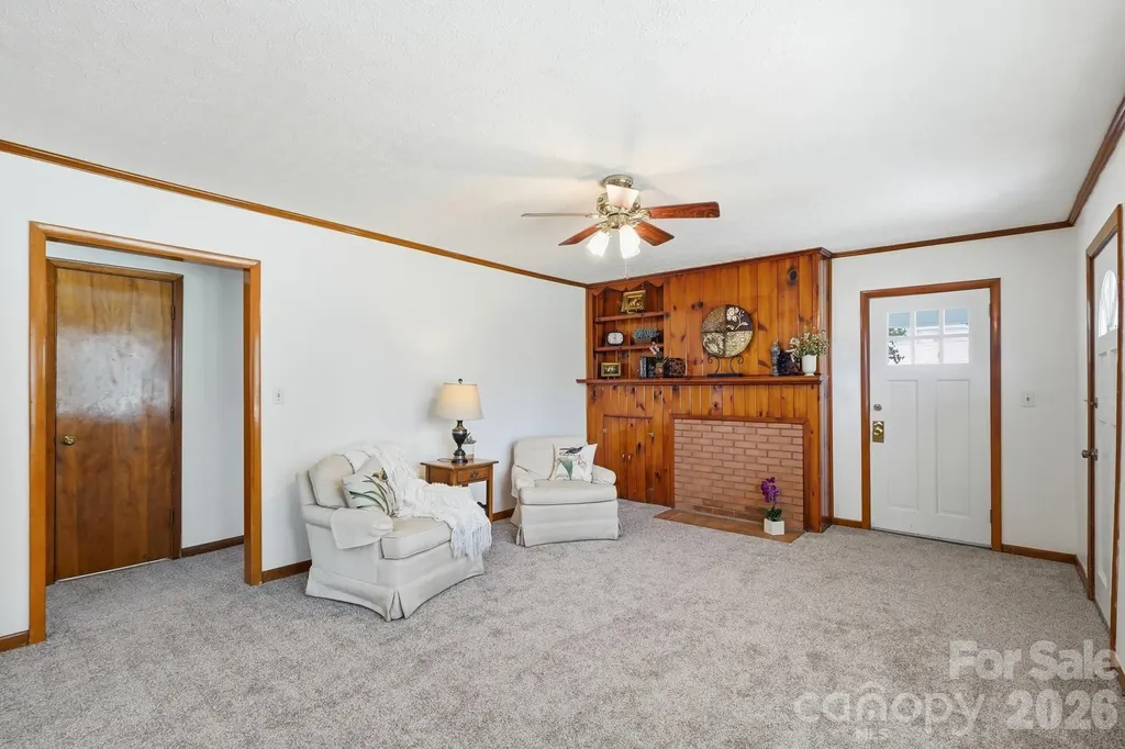1203 W Gold Street Extension Kings Mountain NC 28086