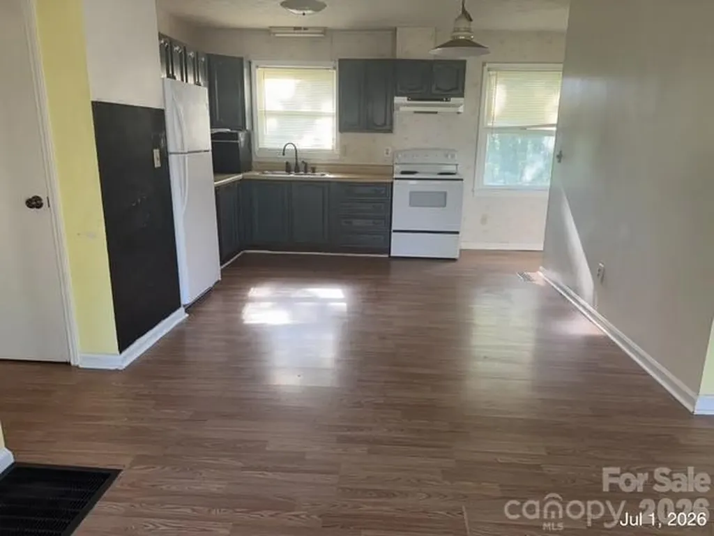 104 Whitley Road Morganton NC 28655