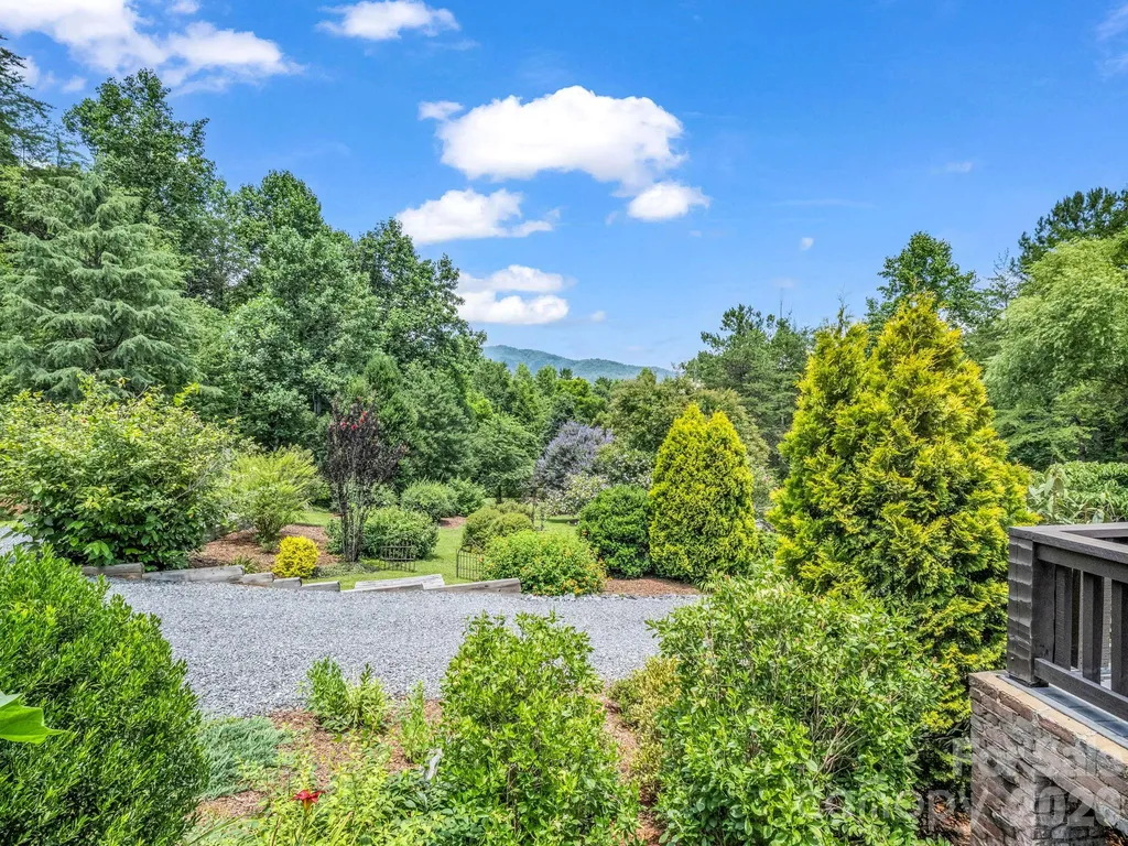 115 Apple Meadow Court Lake Lure NC 28746