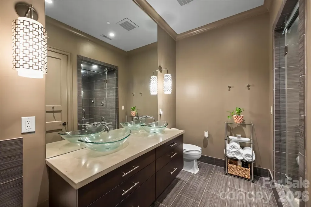 241 Queens Road Charlotte NC 28204