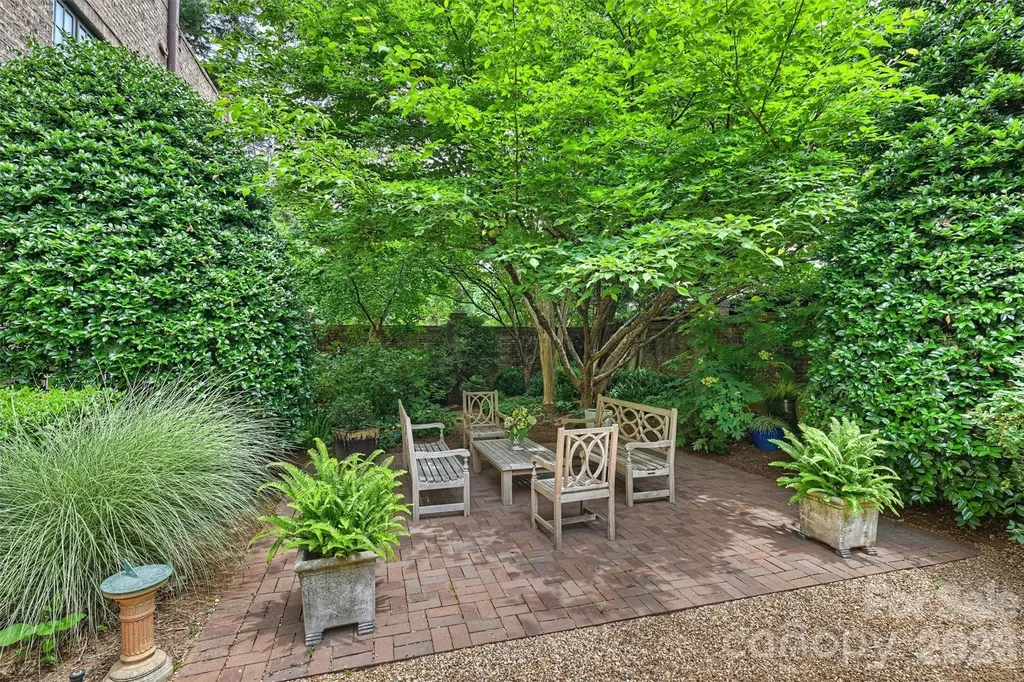 241 Queens Road Charlotte NC 28204