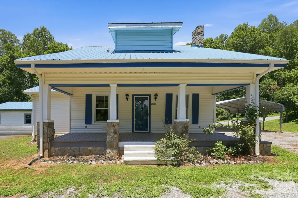 1231 Caldwell Place NW Lenoir NC 28645