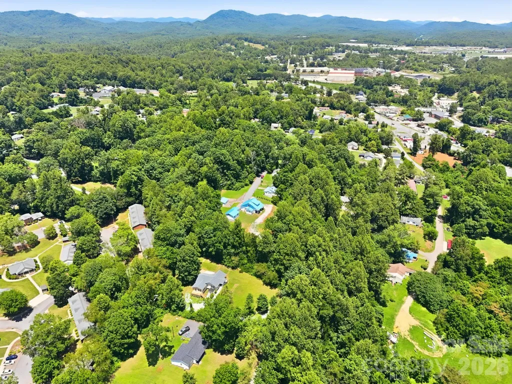 1231 Caldwell Place NW Lenoir NC 28645