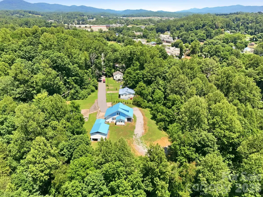 1231 Caldwell Place NW Lenoir NC 28645