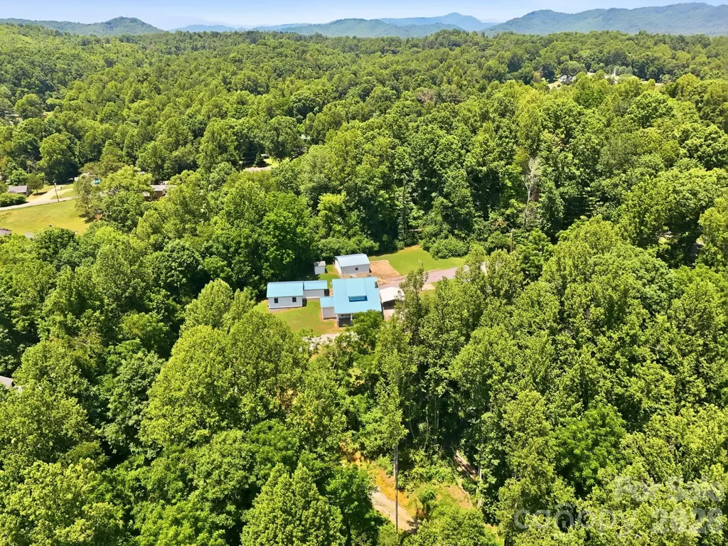 1231 Caldwell Place NW Lenoir NC 28645
