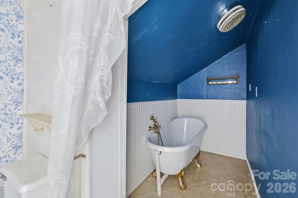 1231 Caldwell Place NW Lenoir NC 28645
