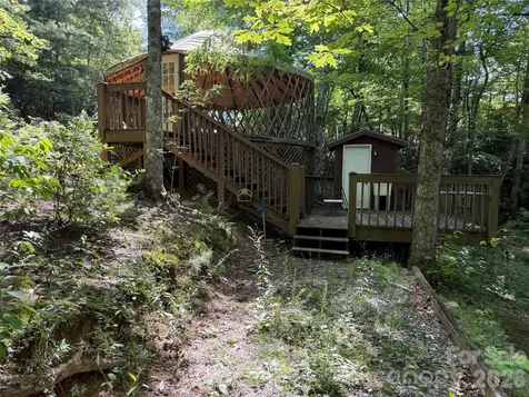 52 Starshine Ridge Whittier NC 28789