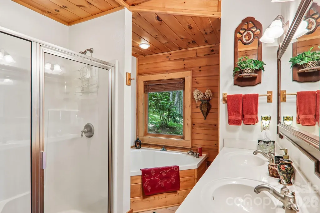 157 Kanusati Trail Maggie Valley NC 28751
