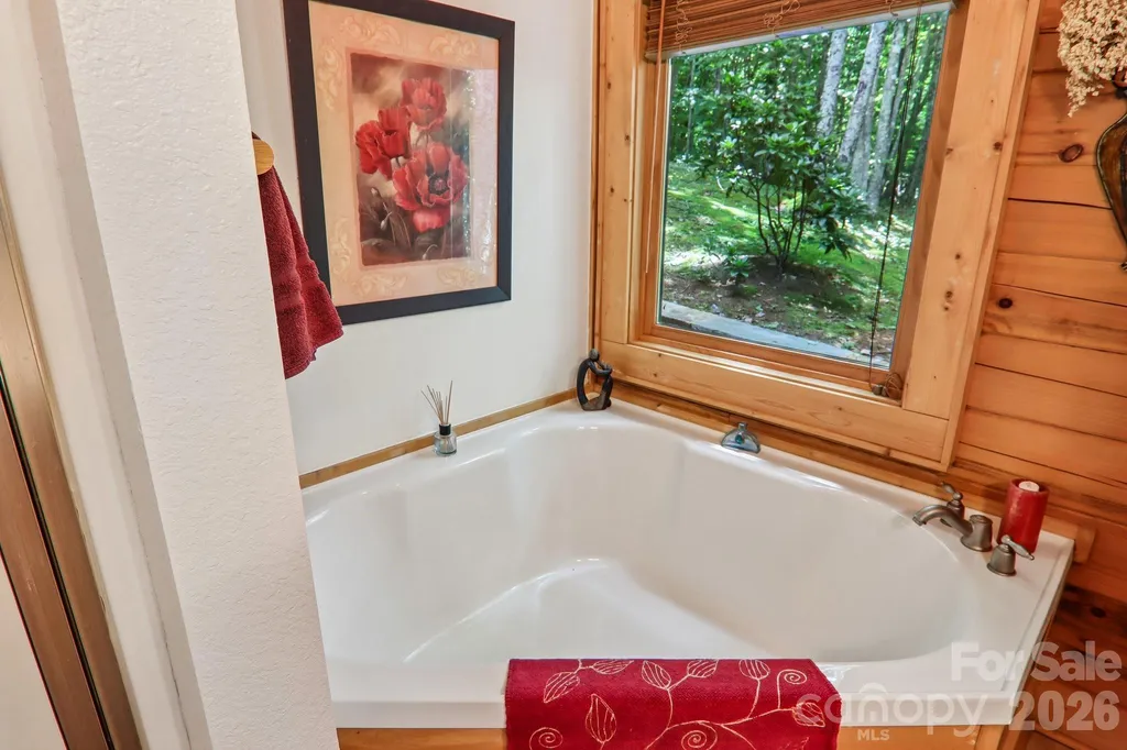 157 Kanusati Trail Maggie Valley NC 28751
