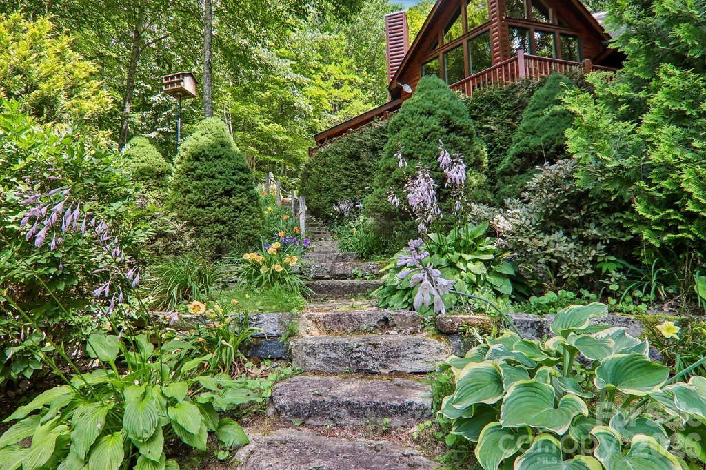 157 Kanusati Trail Maggie Valley NC 28751