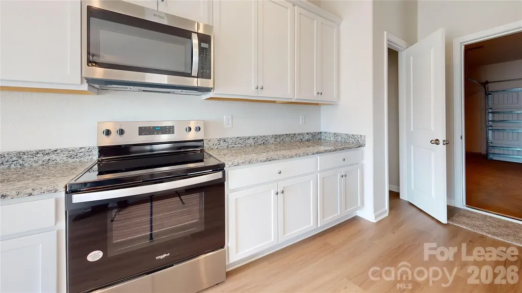 2118 Transatlantic Avenue Charlotte NC 28215