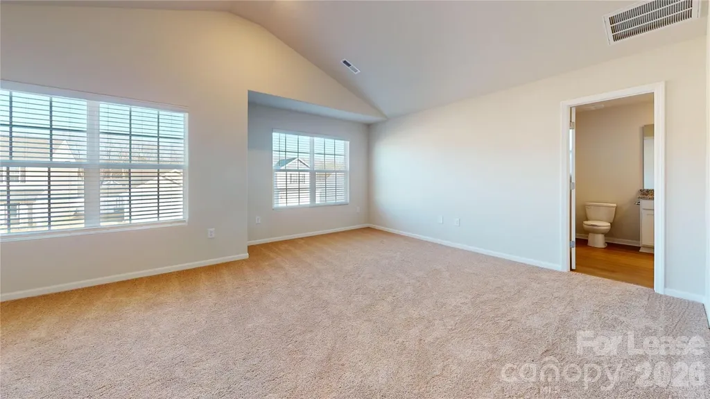 2118 Transatlantic Avenue Charlotte NC 28215