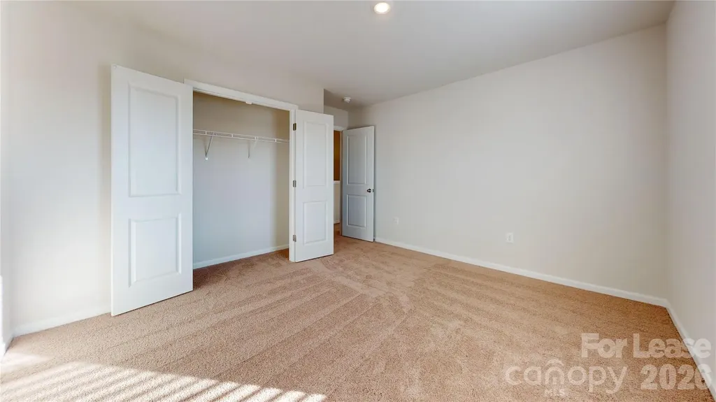 2118 Transatlantic Avenue Charlotte NC 28215
