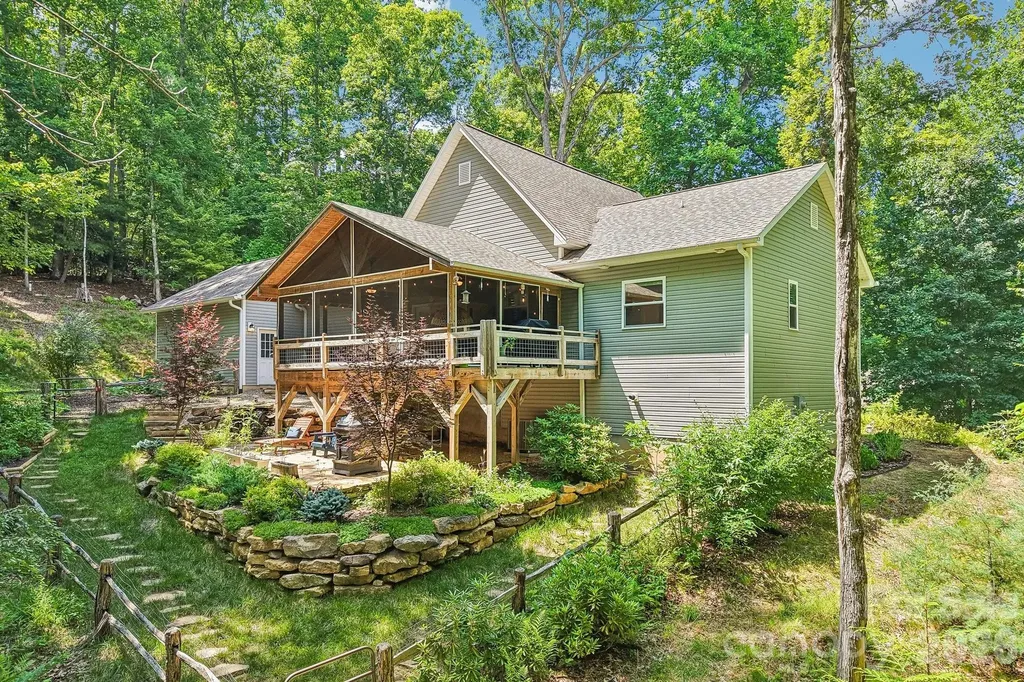 24 Caroline Lane Pisgah Forest NC 28768