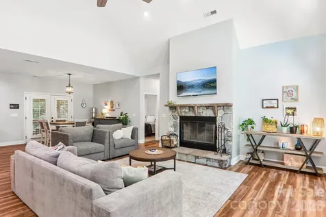 24 Caroline Lane Pisgah Forest NC 28768