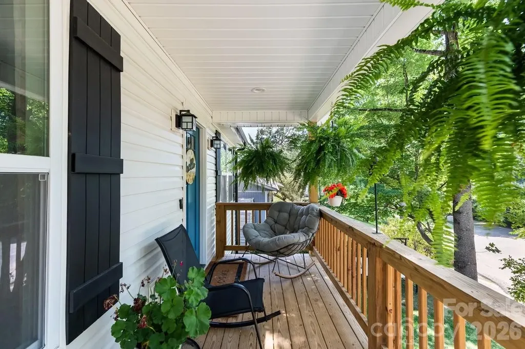 98 Dryid Hill Road Swannanoa NC 28778