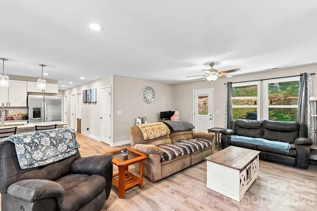 98 Dryid Hill Road Swannanoa NC 28778