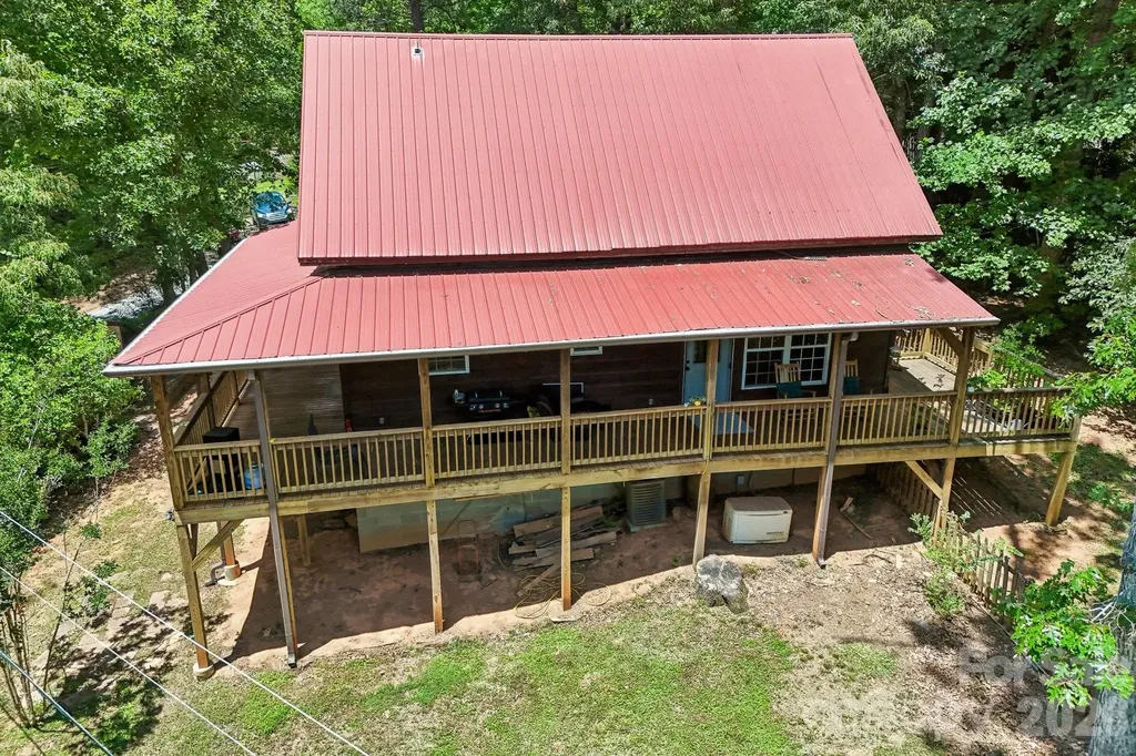 61 Misty Hill Lane Franklin NC 28734