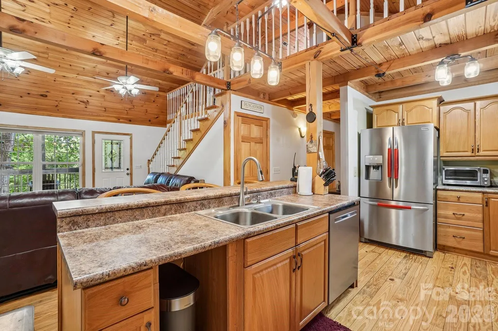 61 Misty Hill Lane Franklin NC 28734